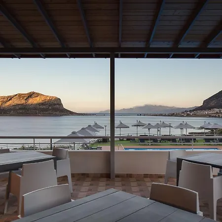 Hotel Alkinoi And 4*