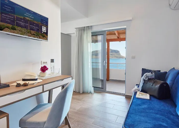 Alkinoi And 4* Monemvasia