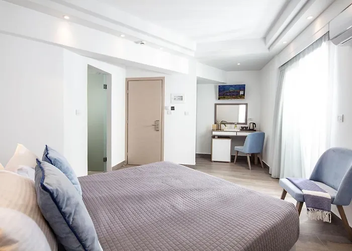 Alkinoi And Monemvasia