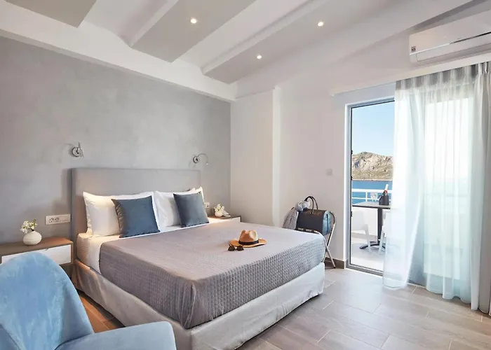 Alkinoi And Hotel Monemvasia