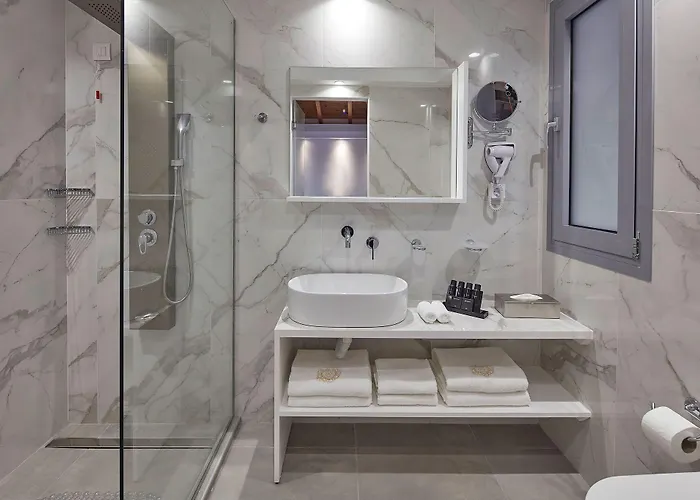 Alkinoi And Hotel Monemvasia