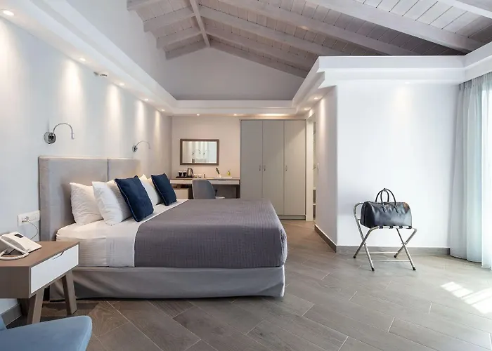 Hotel Alkinoi And Monemvasia