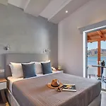 Alkinoi And Hotel
