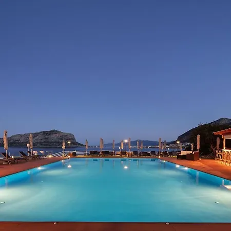 Alkinoi And Hotel Monemvasía