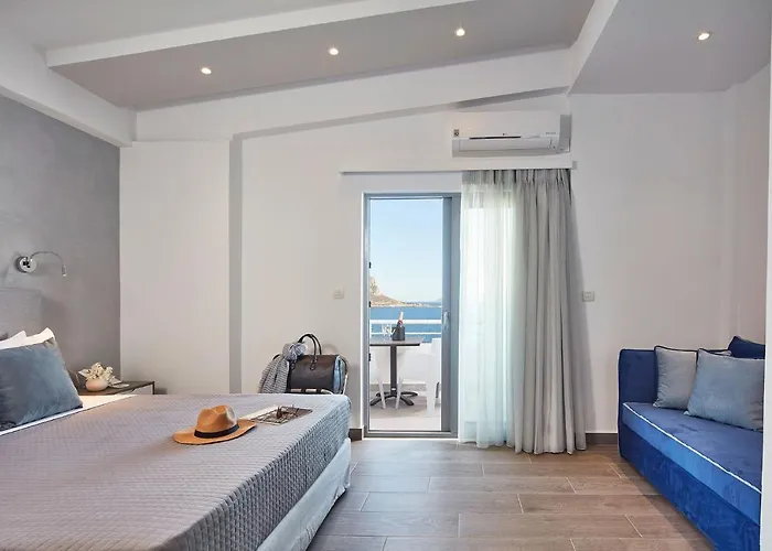 Alkinoi And 4* Monemvasía