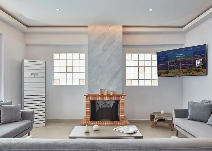 Hotel Alkinoi And Monemvasía